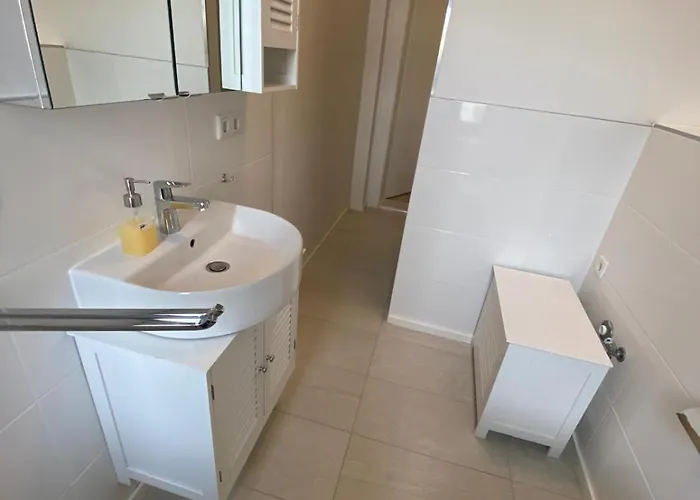 Fw 30 - Mit Kleinem Balkon